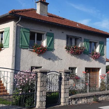 Chez Evelyne Chambre D'Hotes Chez L'Habitant Verdun-sur-Meuse Exterior photo